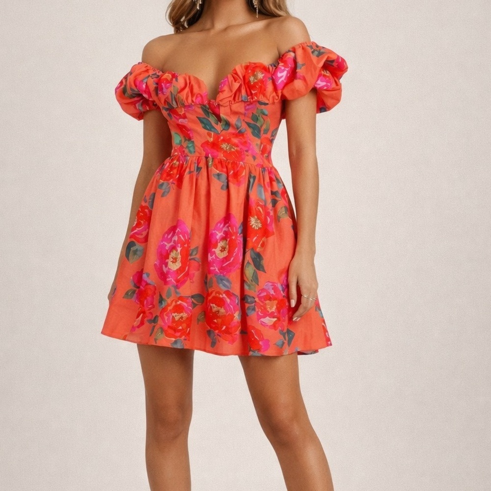 Mika & Gala Lilywht vibrant orange bold floral off the shoulder mini dress. S